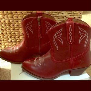 Red leather Ariat boots
